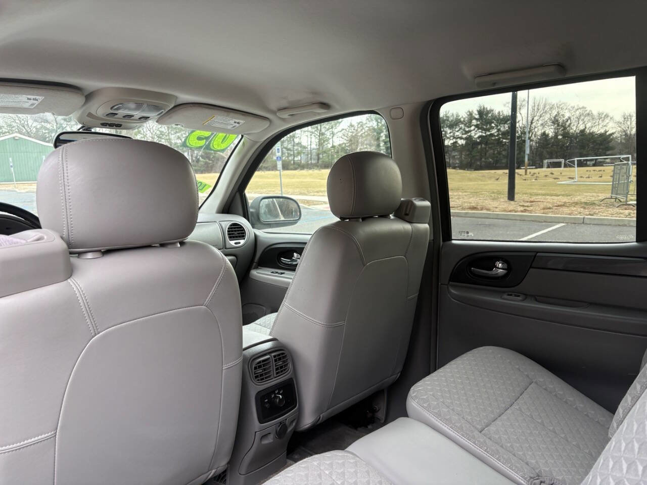 Used 2005 GMC Envoy XUV SLE AWD/4WD image 24