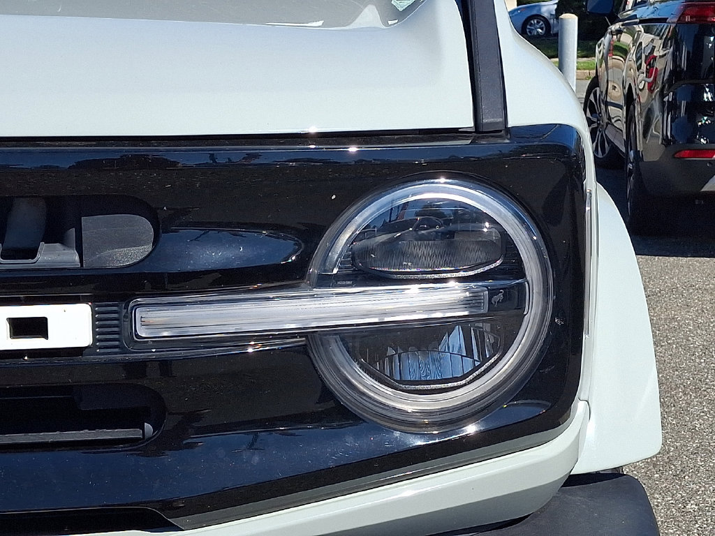 Used 2023 Ford Bronco Outer Banks AWD/4WD image 10