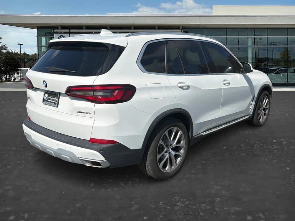 Used 2023 BMW X5 xDrive40i AWD/4WD image 7