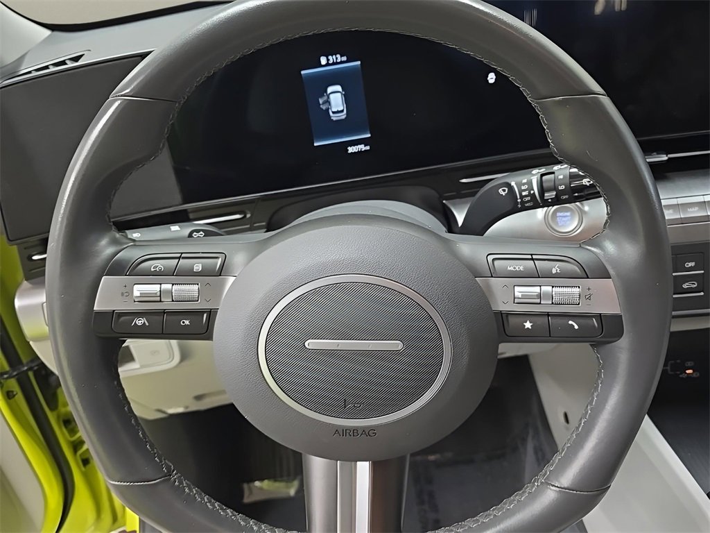 Certified 2025 Hyundai Kona SEL image 23