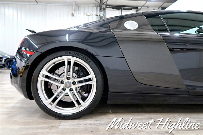 Used 2008 Audi R8 V8 image 25