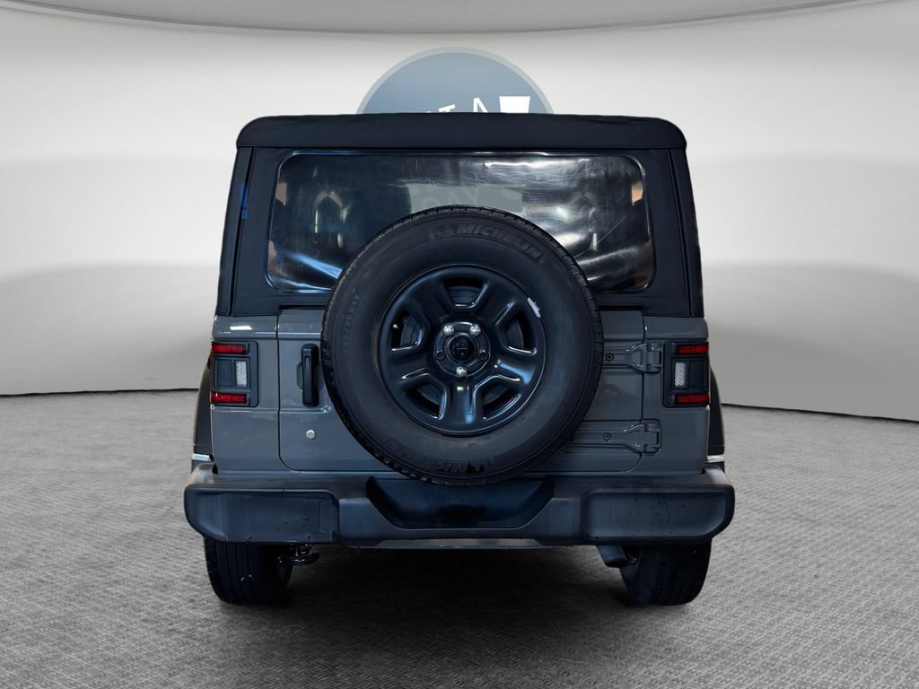Used 2021 Jeep Wrangler Sport AWD/4WD image 5