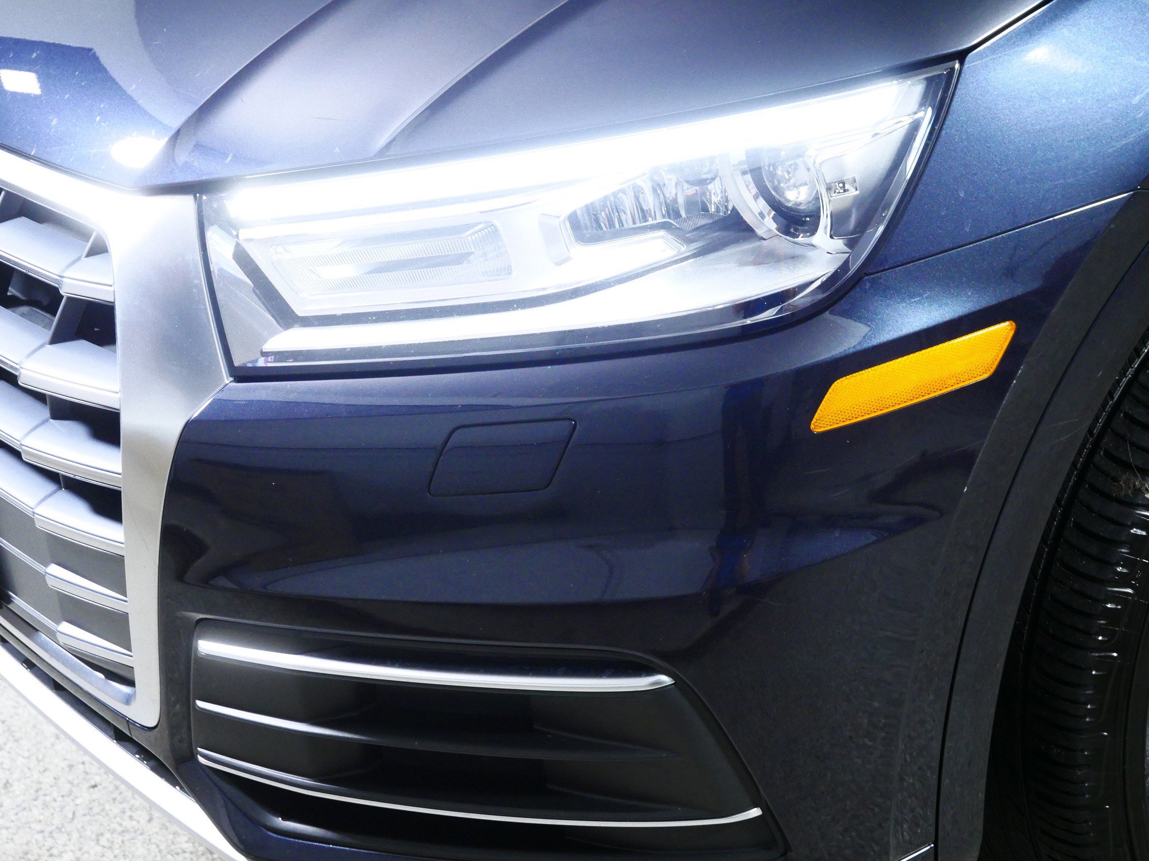 Used 2020 Audi Q5 2.0T Premium w/ Convenience Package image 16