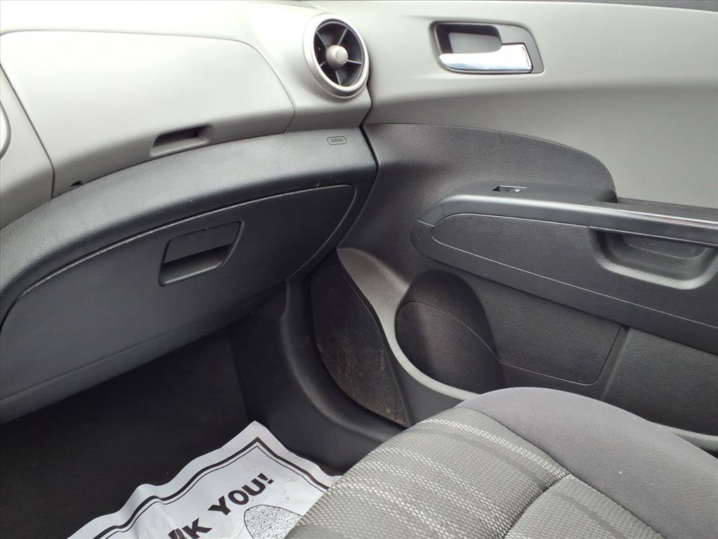 Used 2015 Chevrolet Sonic LT FWD image 21