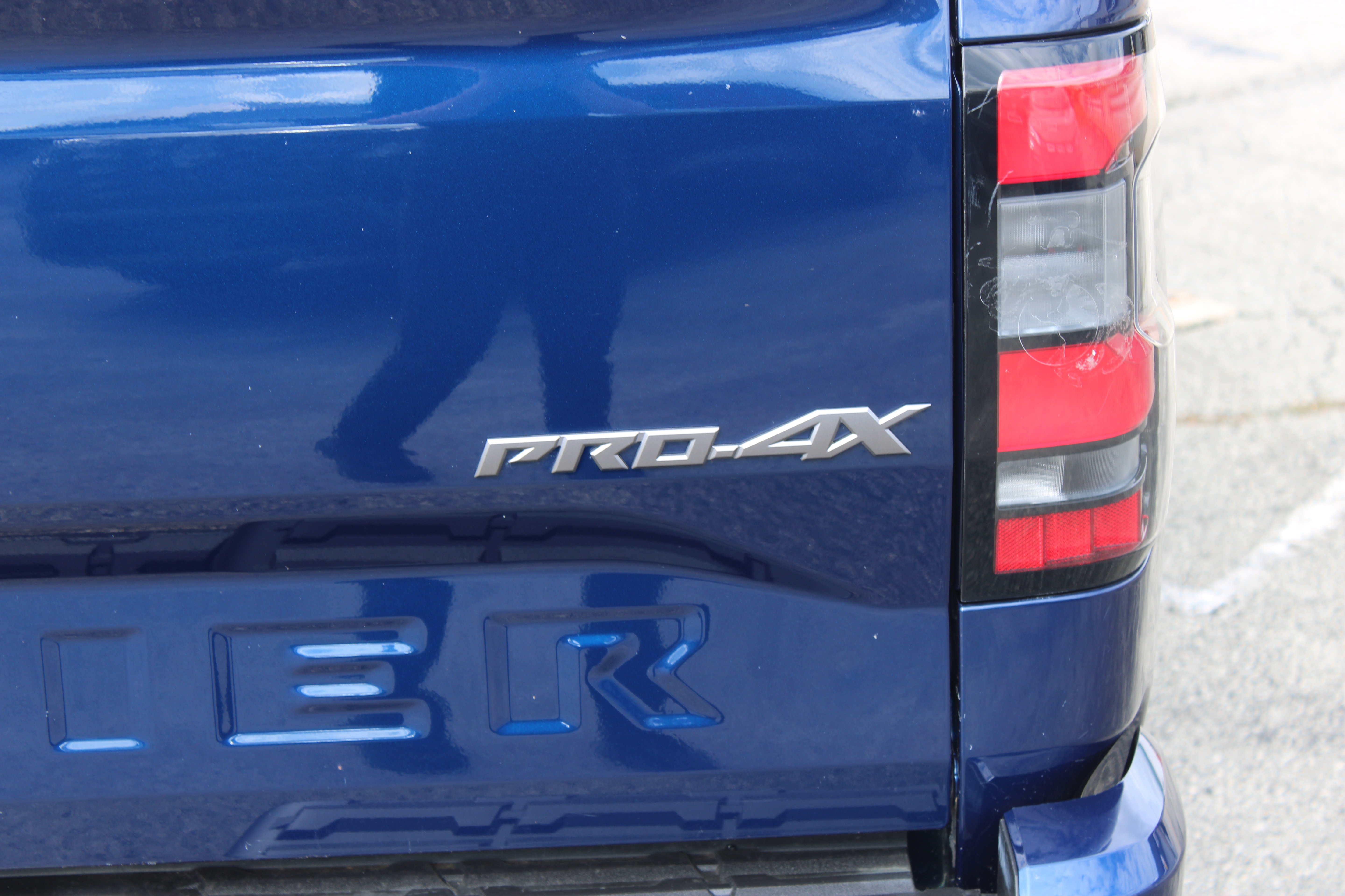 Certified 2022 Nissan Frontier PRO-4X w/ Technology Package AWD/4WD image 28