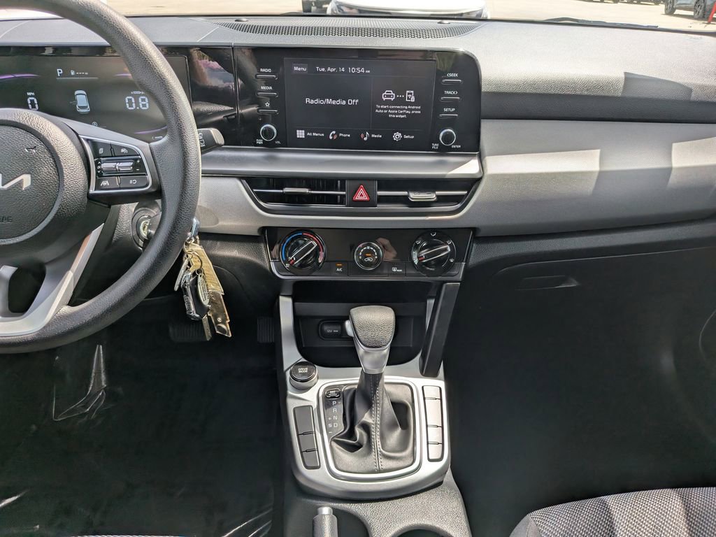 Certified 2025 Kia Seltos LX AWD/4WD image 16