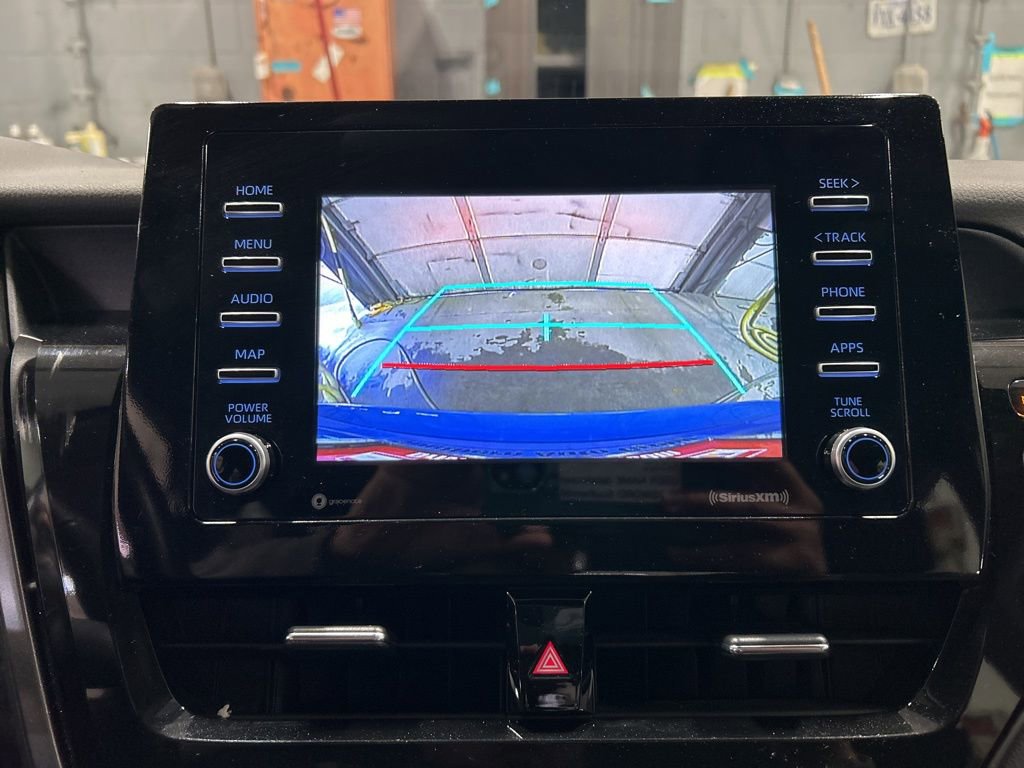 Used 2024 Toyota Camry SE image 31