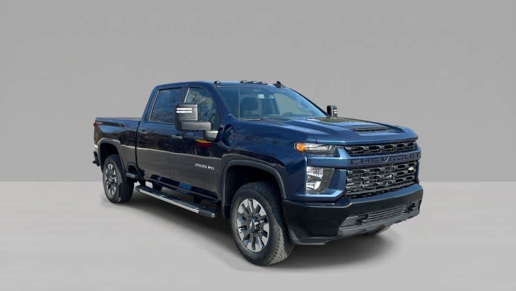 Used 2022 Chevrolet Silverado 2500 Custom w/ Custom Value Package AWD/4WD image 2
