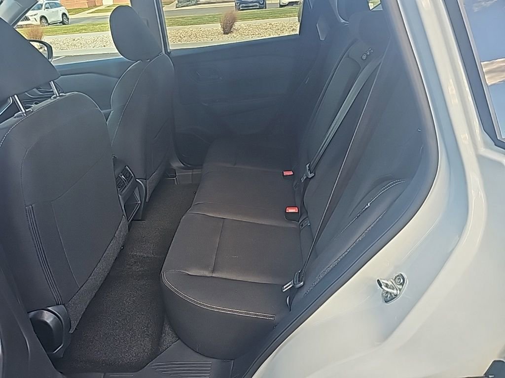 Used 2024 Nissan Rogue S image 14