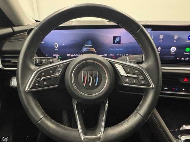 Used 2025 Buick Envision Preferred AWD/4WD image 24
