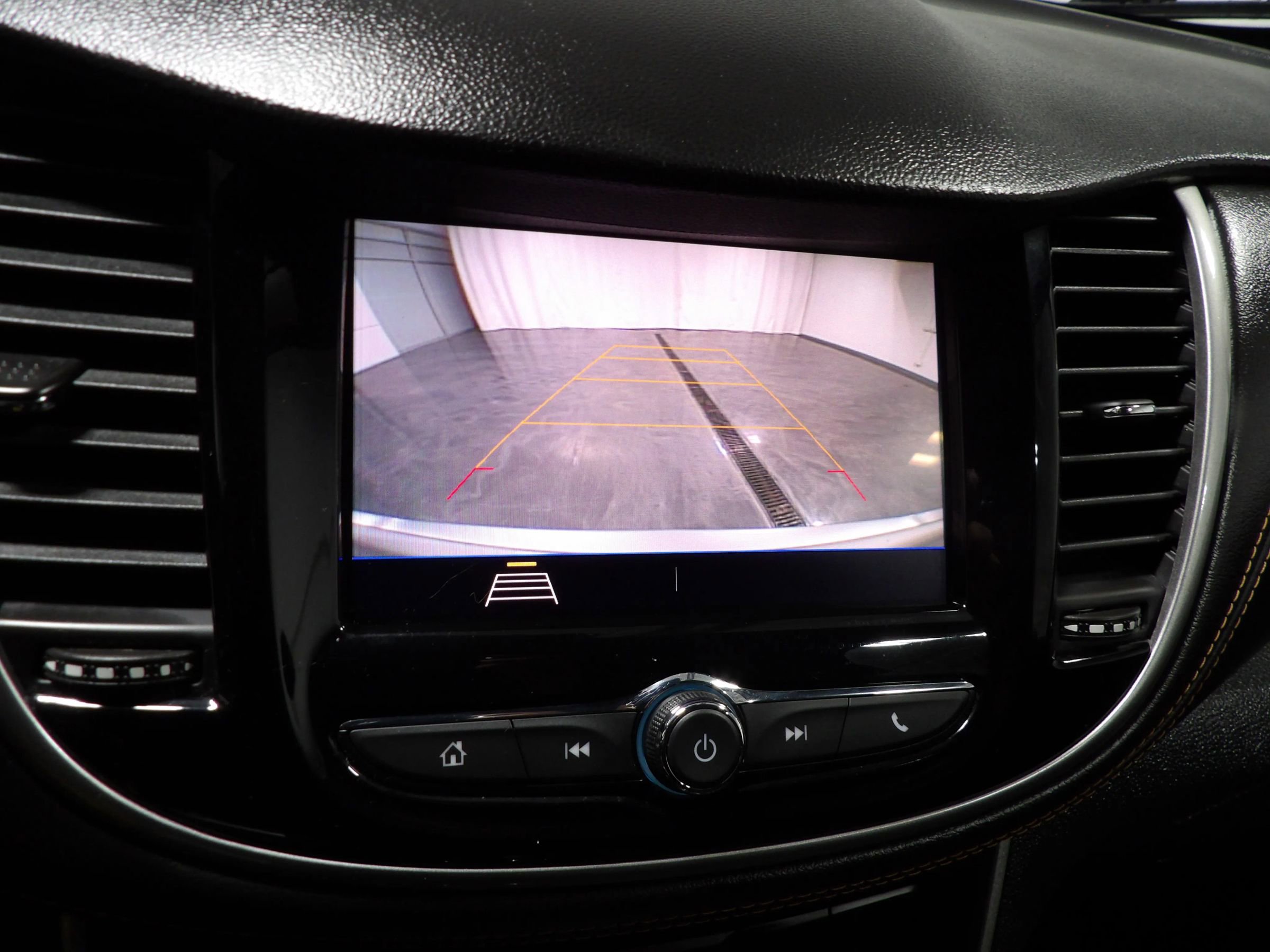 Used 2020 Chevrolet Trax LS w/ Tint and Cruise Package image 15