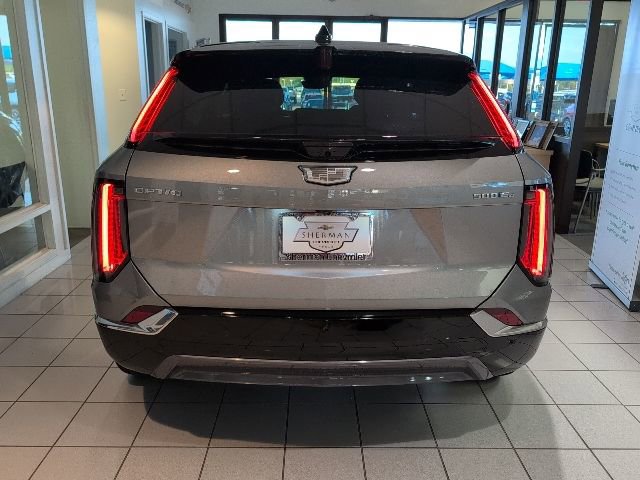 New 2025 Cadillac Optiq Luxury 1 w/ LPO, Floor Liner Package image 33