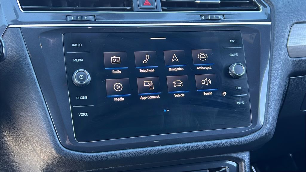 Used 2021 Volkswagen Tiguan SE R-Line image 24