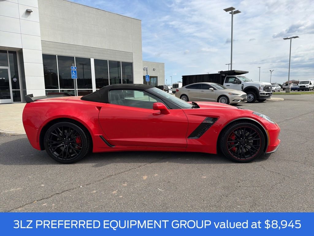 Used 2016 Chevrolet Corvette Z06 w/ 3LZ Preferred Equipment Group RWD image 2