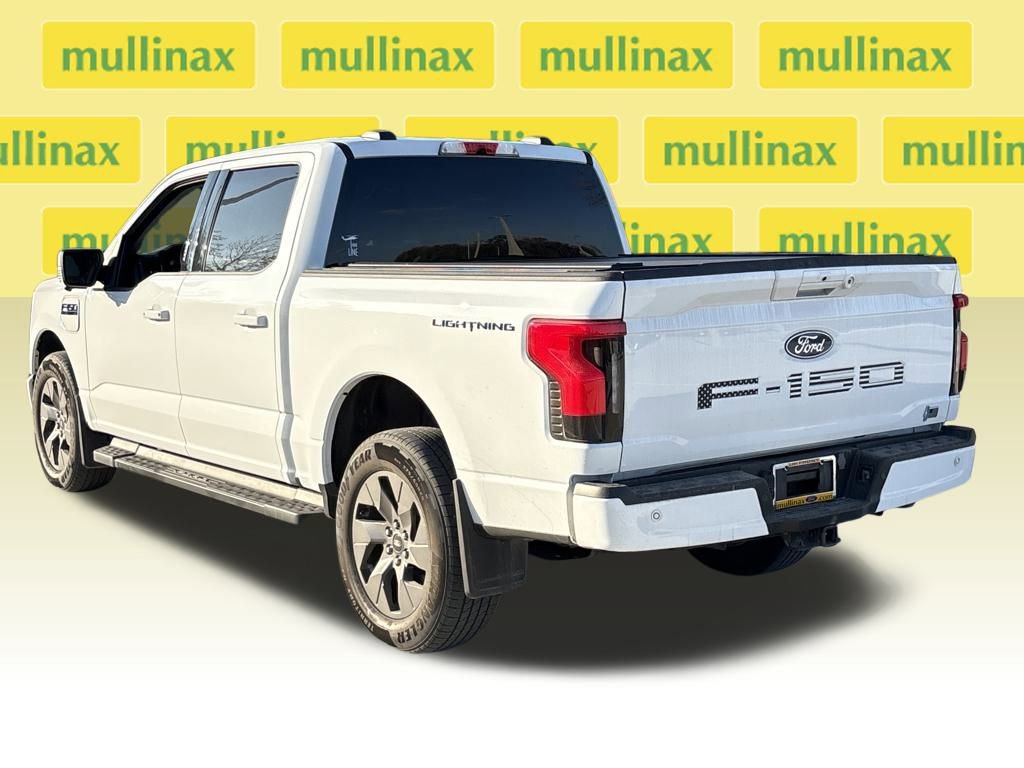Used 2024 Ford F150 Lightning Flash image 9