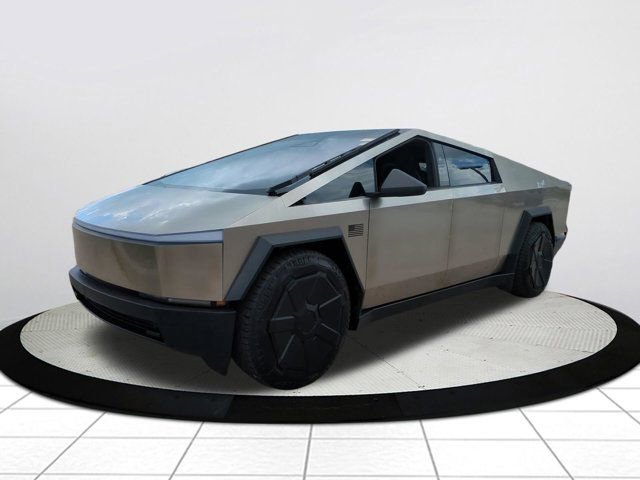 Used 2025 Tesla Cybertruck Cyberbeast AWD/4WD image 7