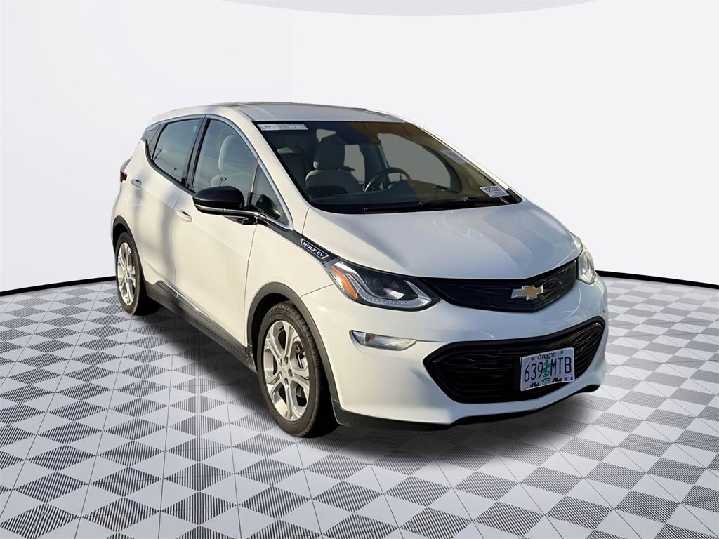 Used 2020 Chevrolet Bolt LT image 2
