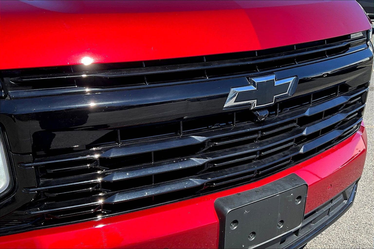 Used 2025 Chevrolet Suburban RST w/ RST Capability Package AWD/4WD image 24