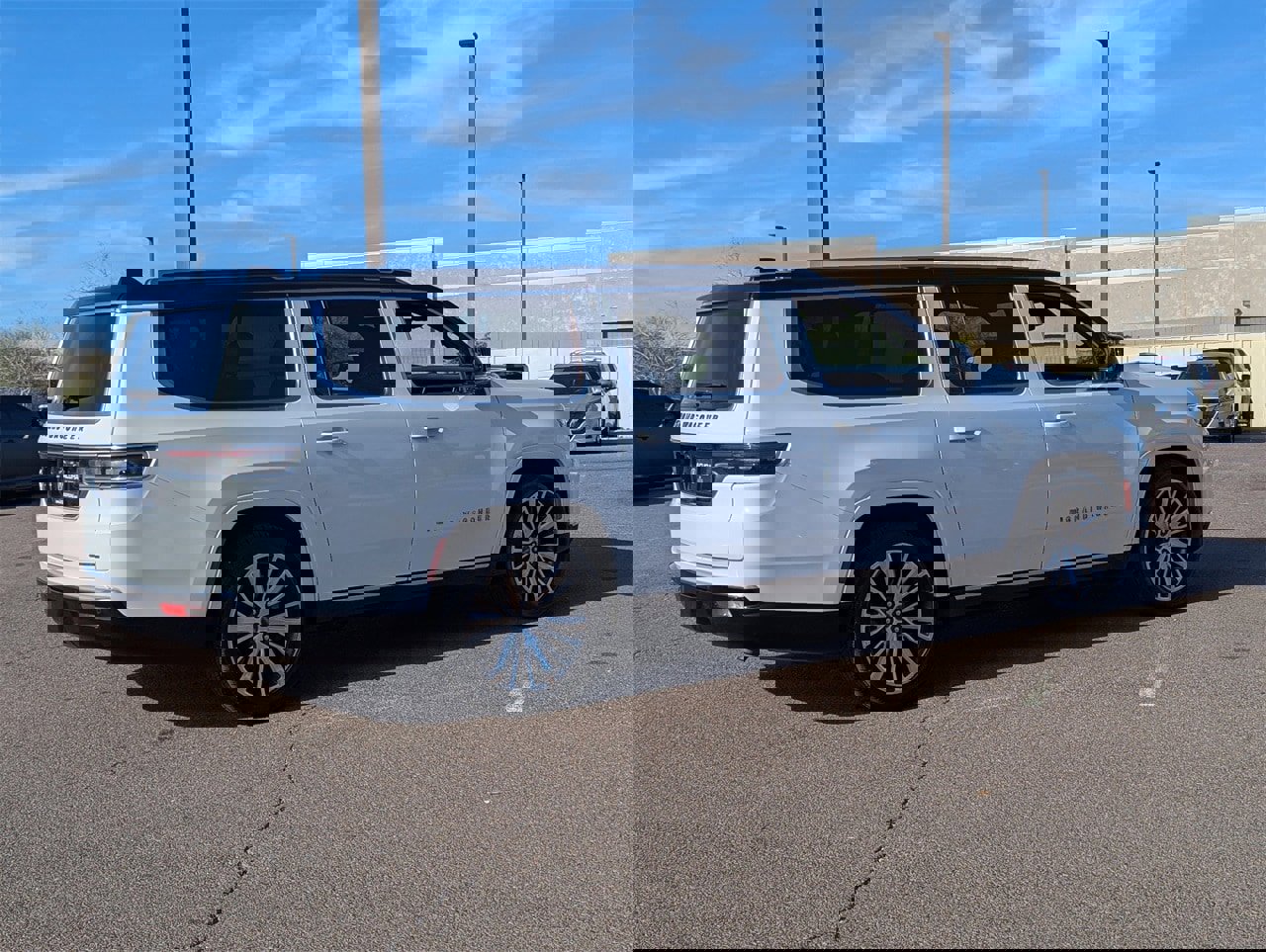 Used 2024 Jeep Grand Wagoneer L Series III image 7