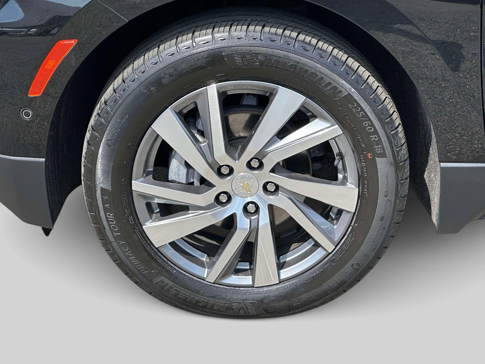 Used 2023 Chevrolet Equinox Premier FWD image 8