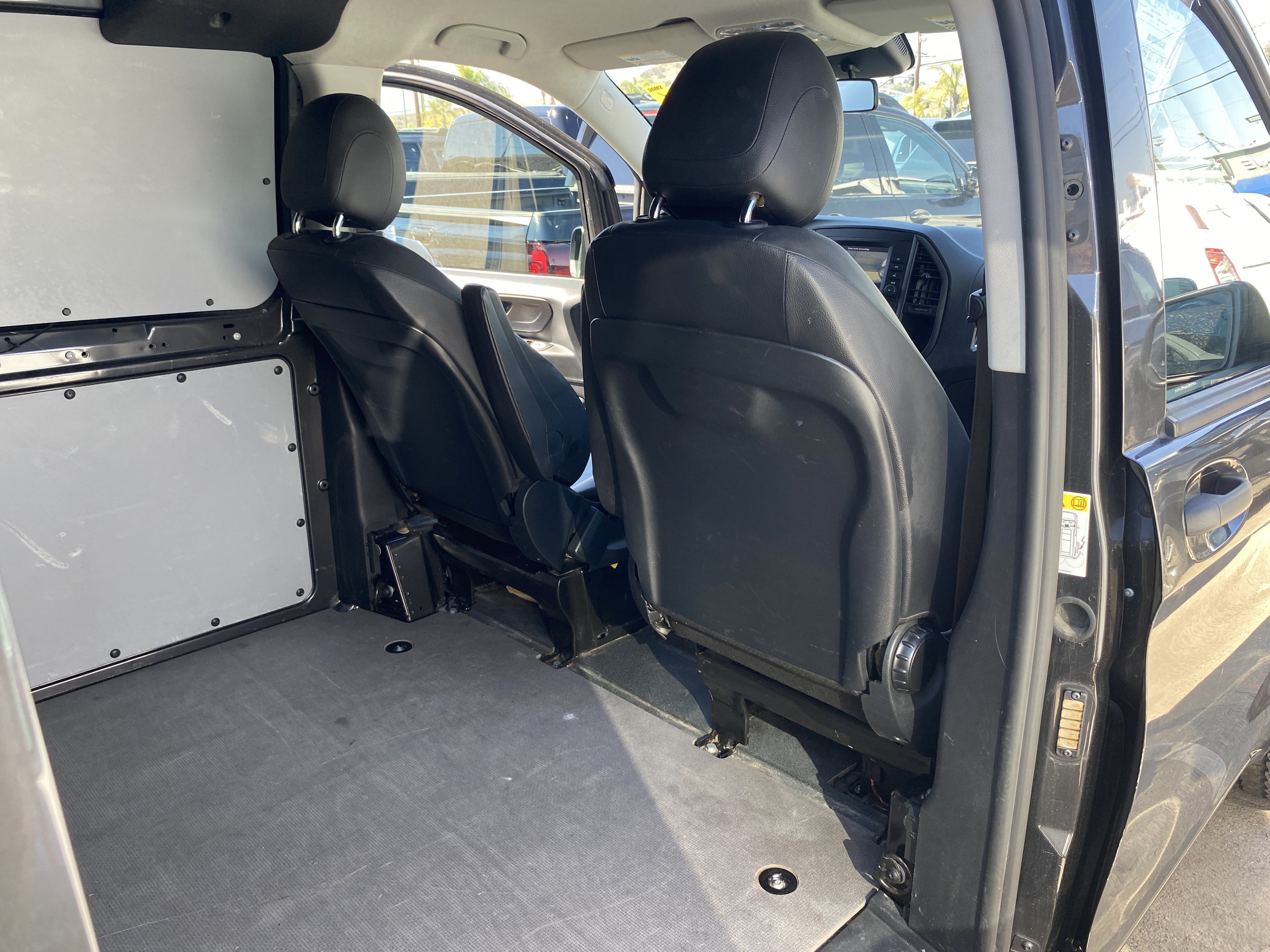 Used 2022 Mercedes-Benz Metris image 19