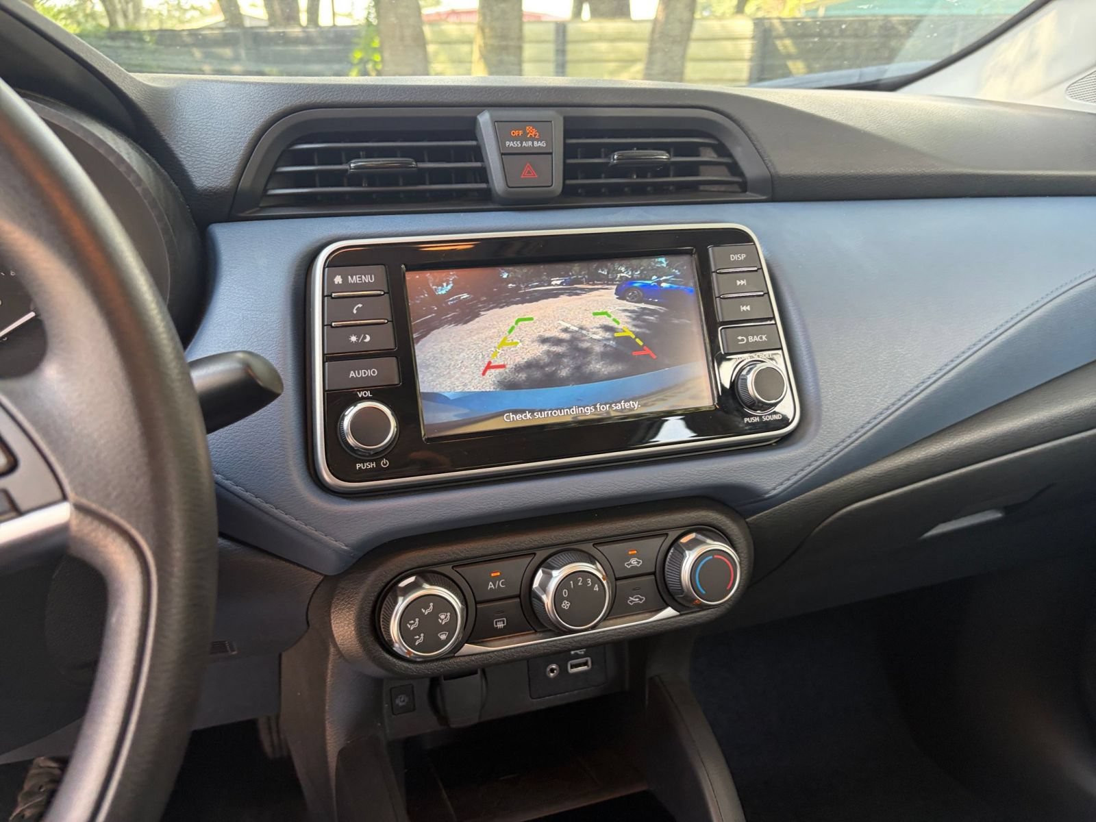 Used 2025 Nissan Versa SV FWD image 16