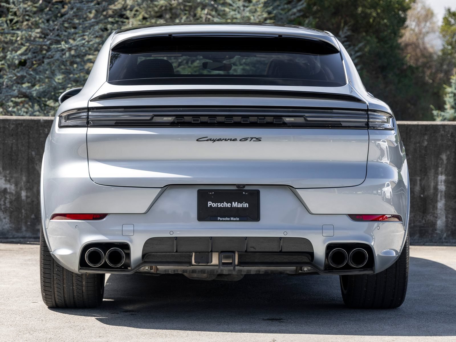 Certified 2025 Porsche Cayenne GTS AWD/4WD image 10