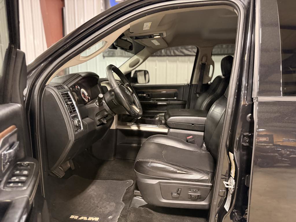 Used 2015 RAM 2500 Laramie w/ Convenience Group image 33