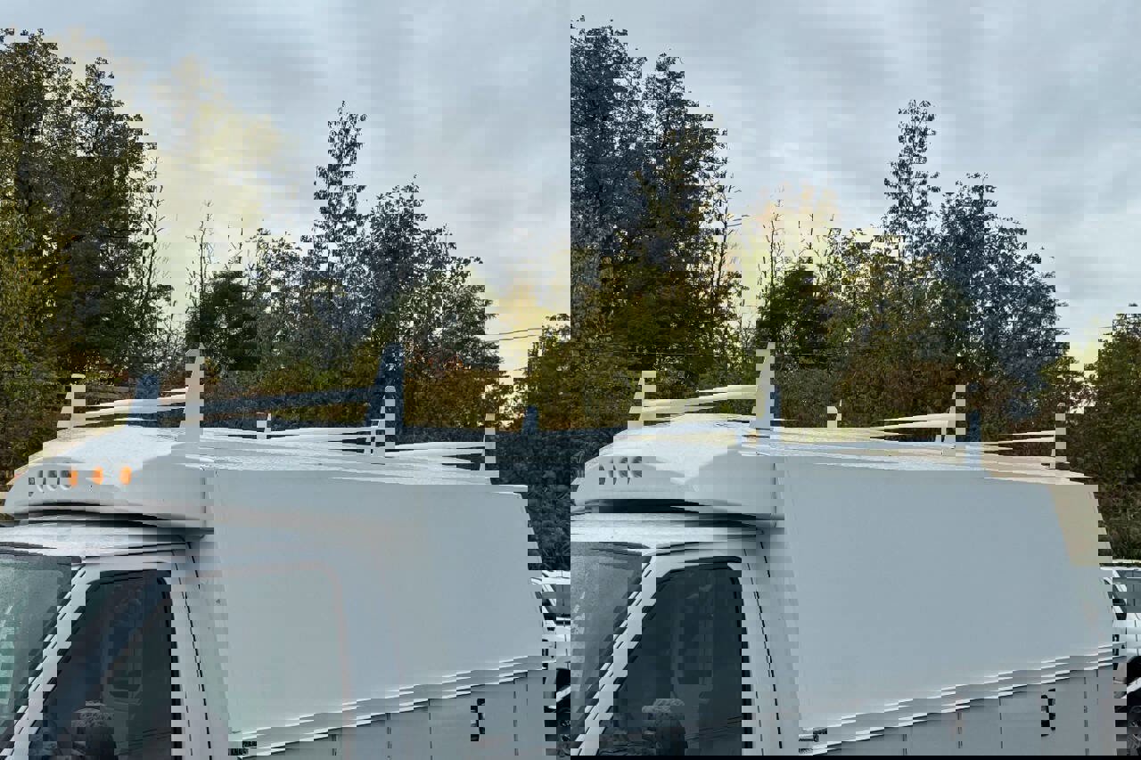 Used 2024 Ford E-450 and Econoline 450 Super Duty w/ Power Windows & Locks Group RWD image 24