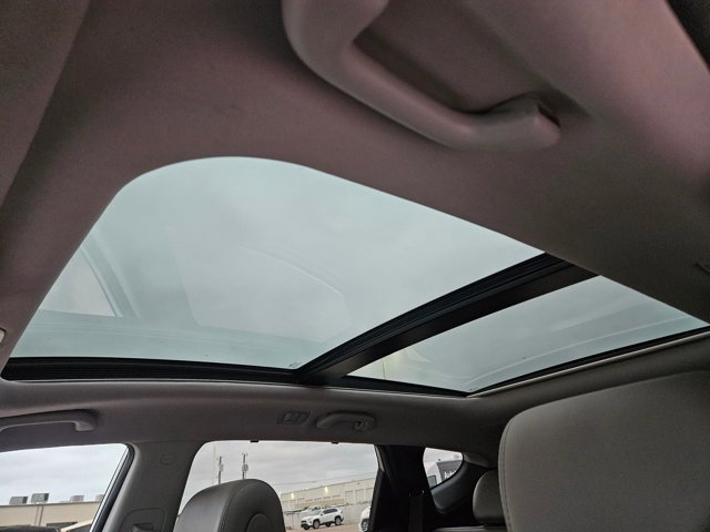 Used 2018 Hyundai Santa Fe Sport w/ 2.0T Ultimate Tech Package 05 FWD image 14