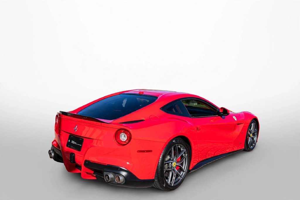 Used 2016 Ferrari F12 Berlinetta RWD image 2