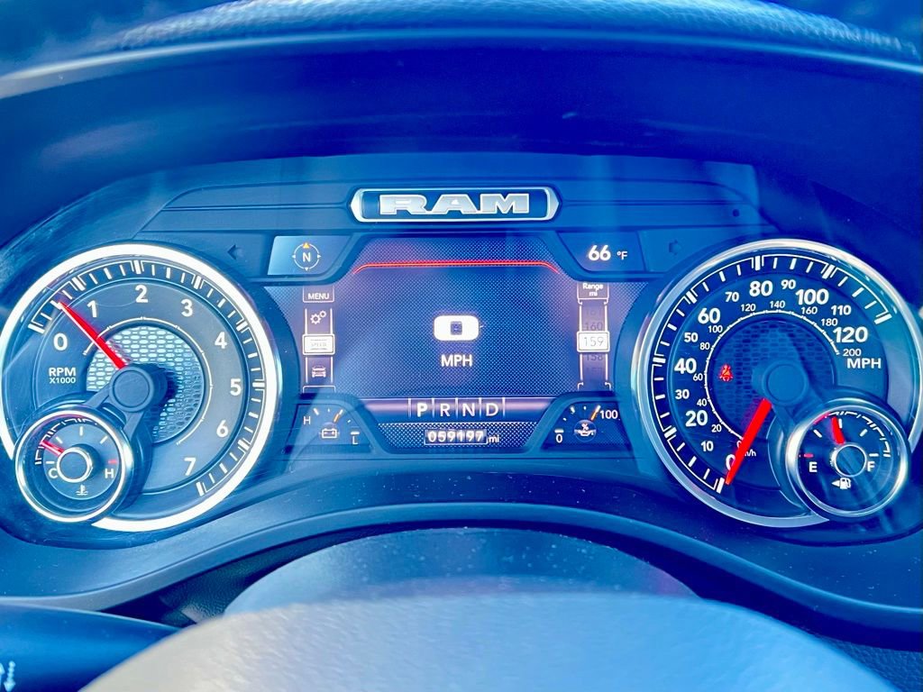 Used 2024 RAM 1500 Laramie image 25