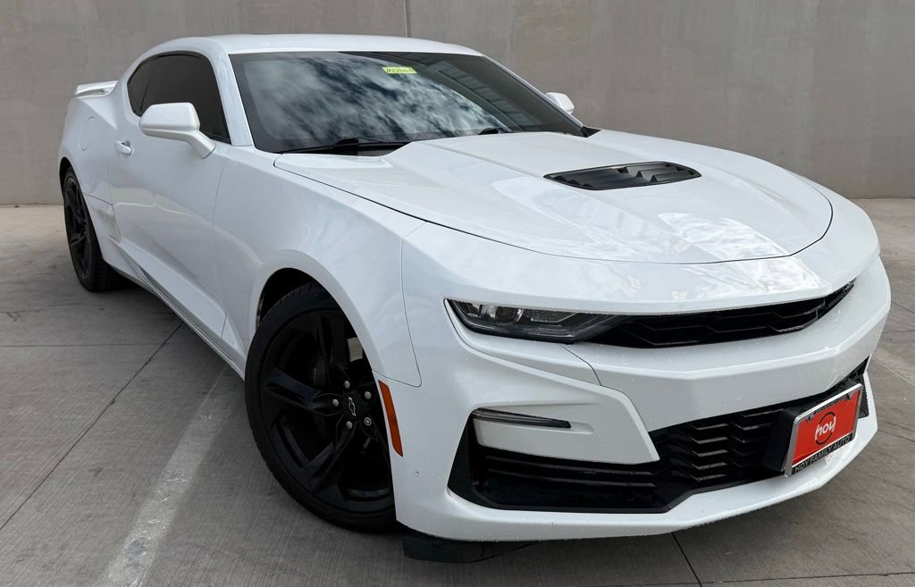 Used 2022 Chevrolet Camaro SS RWD image 1