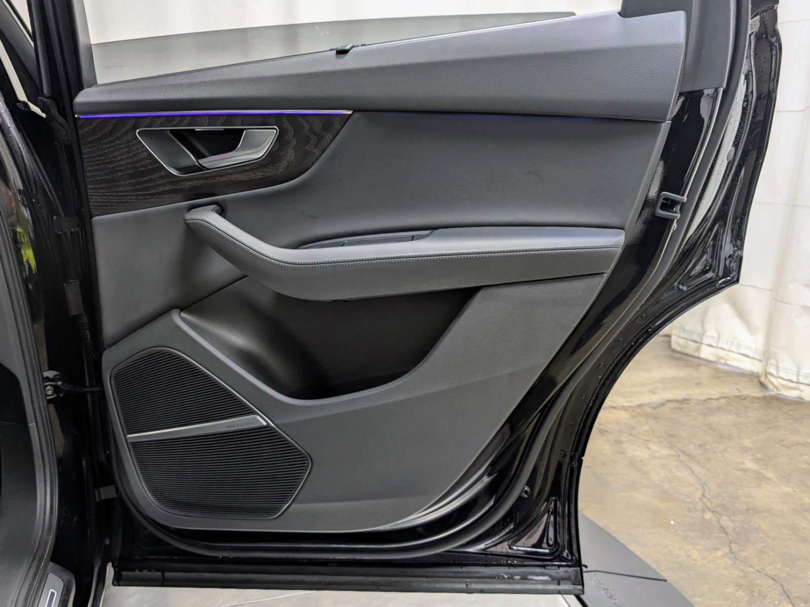 Used 2022 Audi Q7 3.0T Prestige image 25