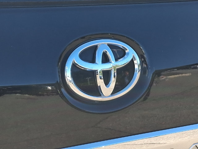 Used 2015 Toyota Sienna Limited Premium AWD/4WD image 33