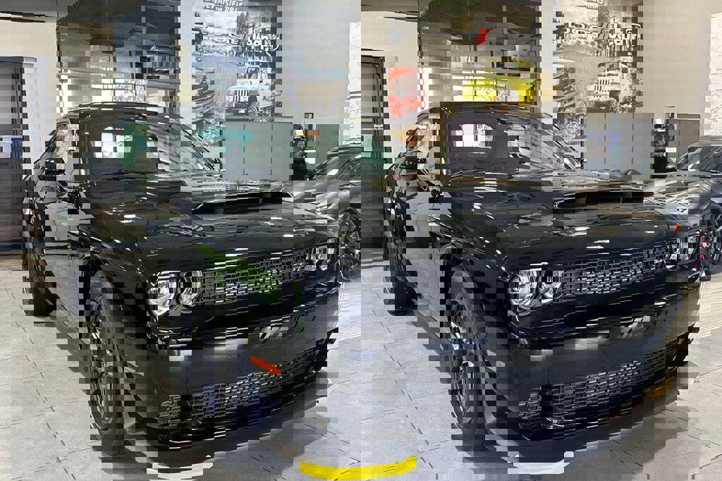 New 2023 Dodge Challenger SRT Hellcat Redeye image 2