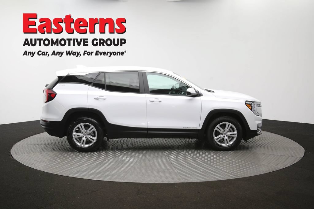 Used 2024 GMC Terrain SLE FWD image 44
