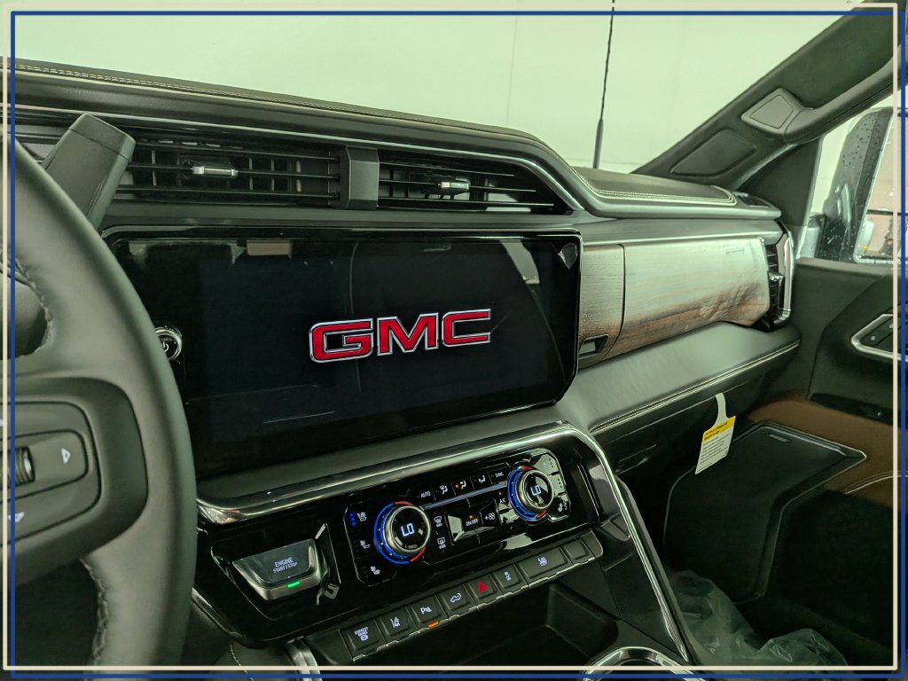 New 2026 GMC Sierra 3500 Denali Ultimate AWD/4WD image 21