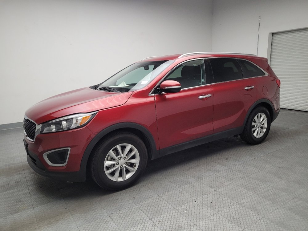Used 2017 Kia Sorento LX w/ LX V6 Convenience Package FWD image 2