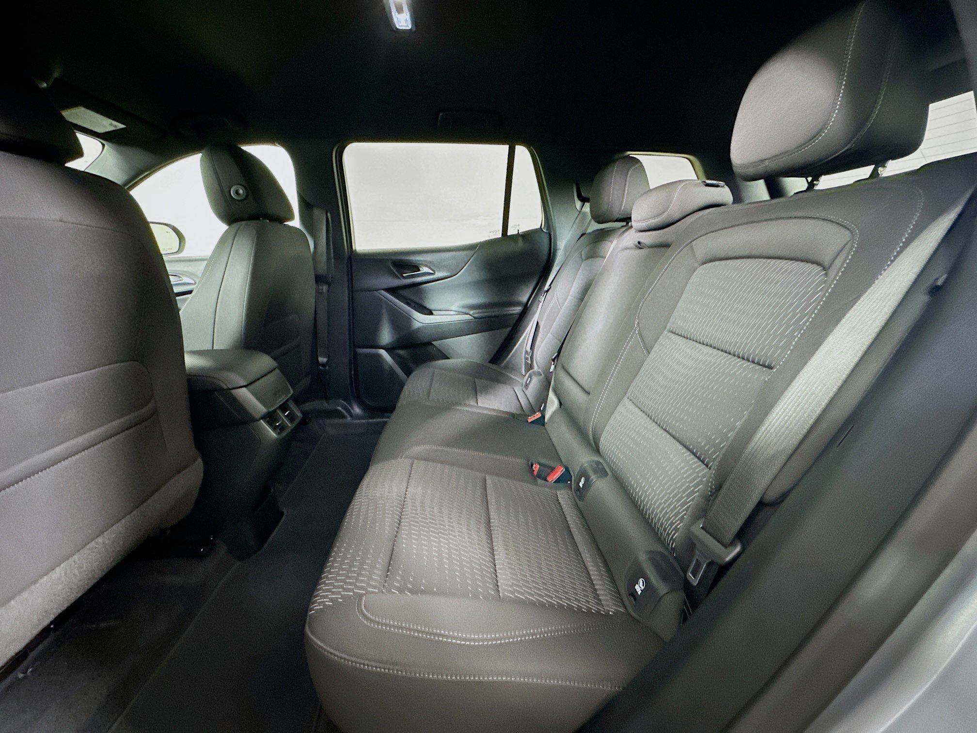 Used 2025 Chevrolet Equinox LT image 27