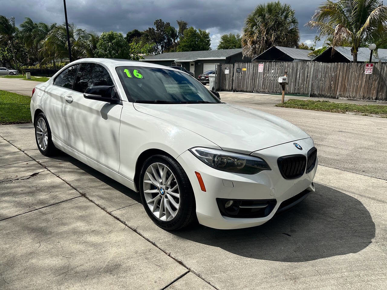 Used 2016 BMW 228i xDrive 228i xDrive AWD 2dr Coupe SULE image 5