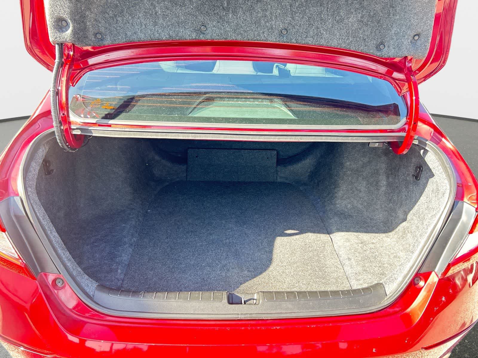Used 2021 Honda Accord LX image 9