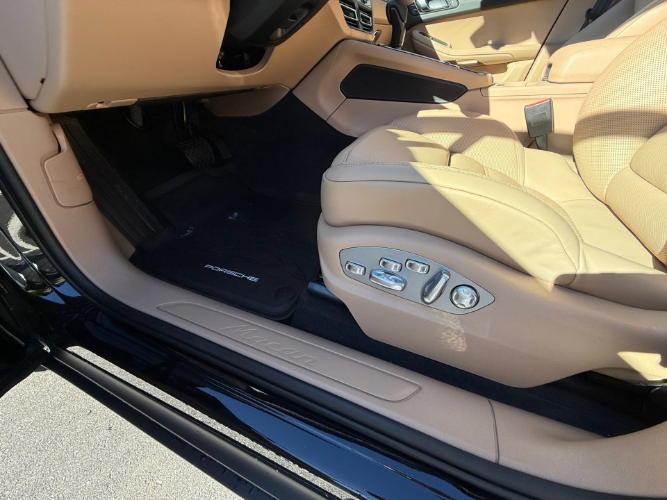 New 2026 Porsche Macan image 25