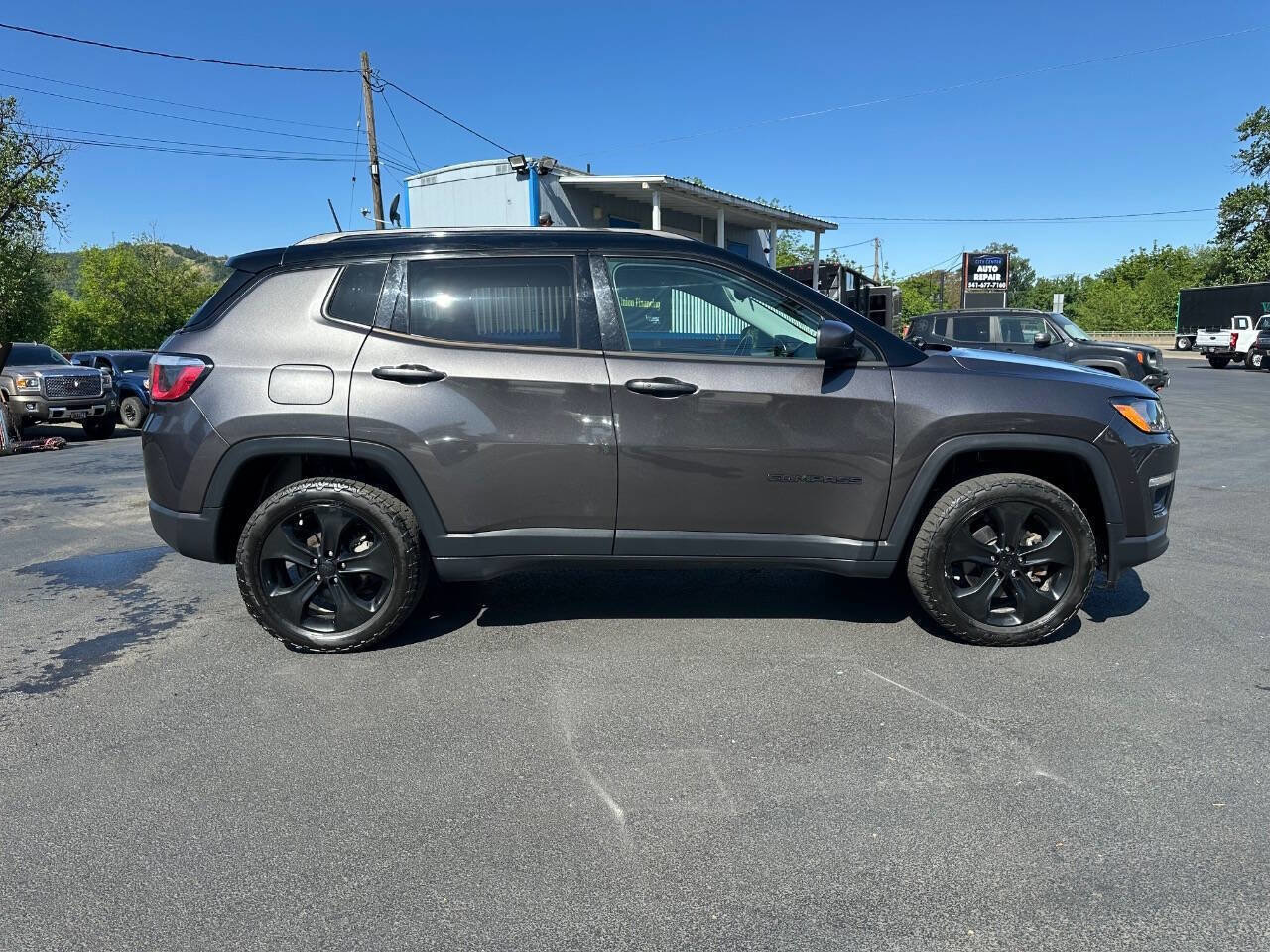 Used 2020 Jeep Compass Latitude image 22