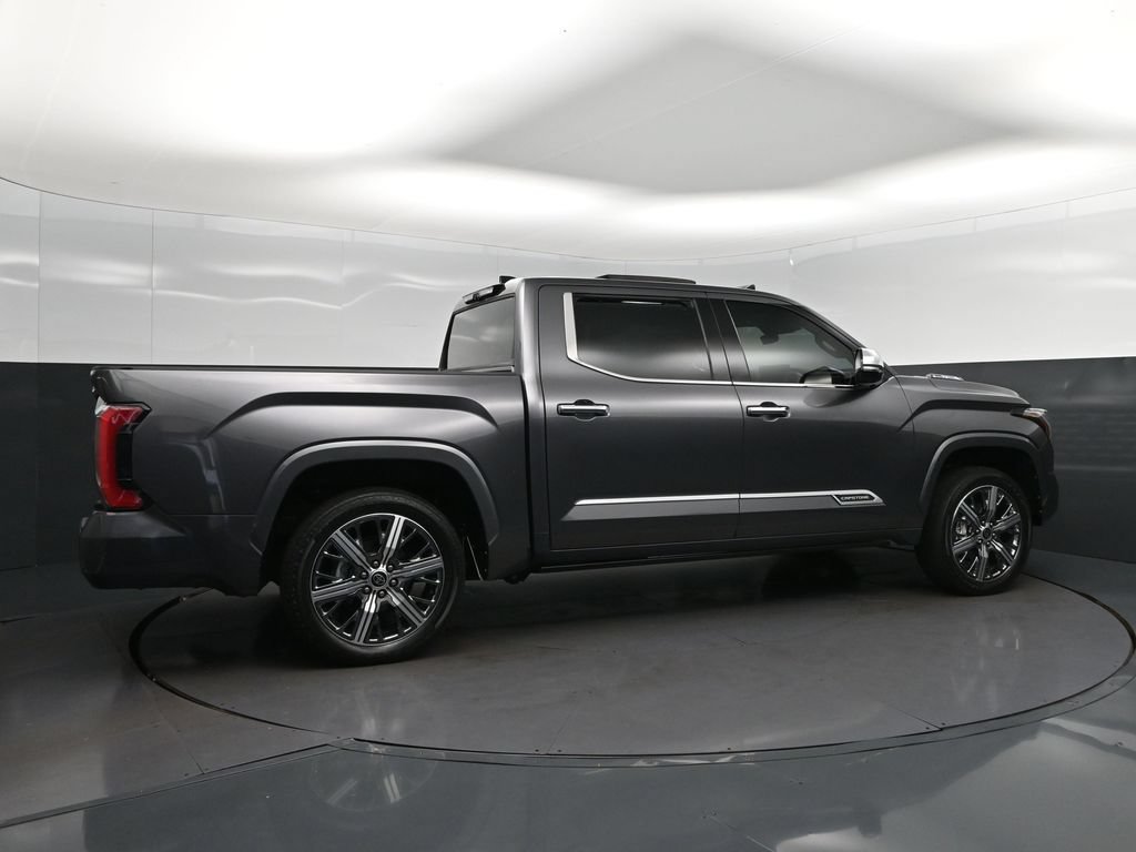 Used 2022 Toyota Tundra Capstone AWD/4WD image 8