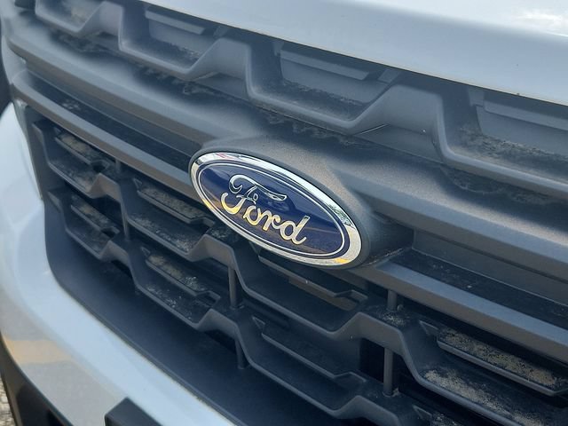 Used 2022 Ford Maverick XL FWD image 4
