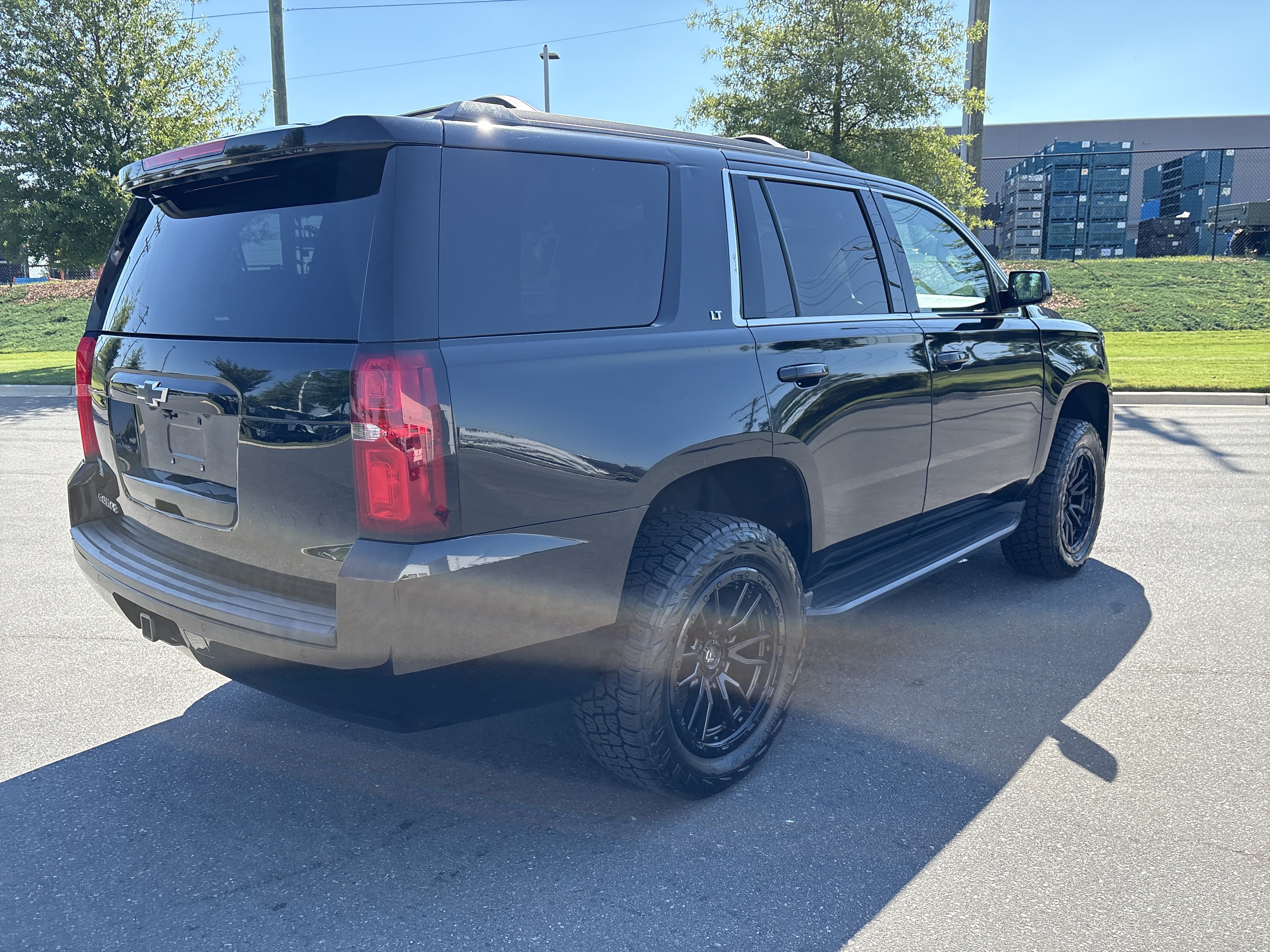 Used 2018 Chevrolet Tahoe LT AWD/4WD image 9