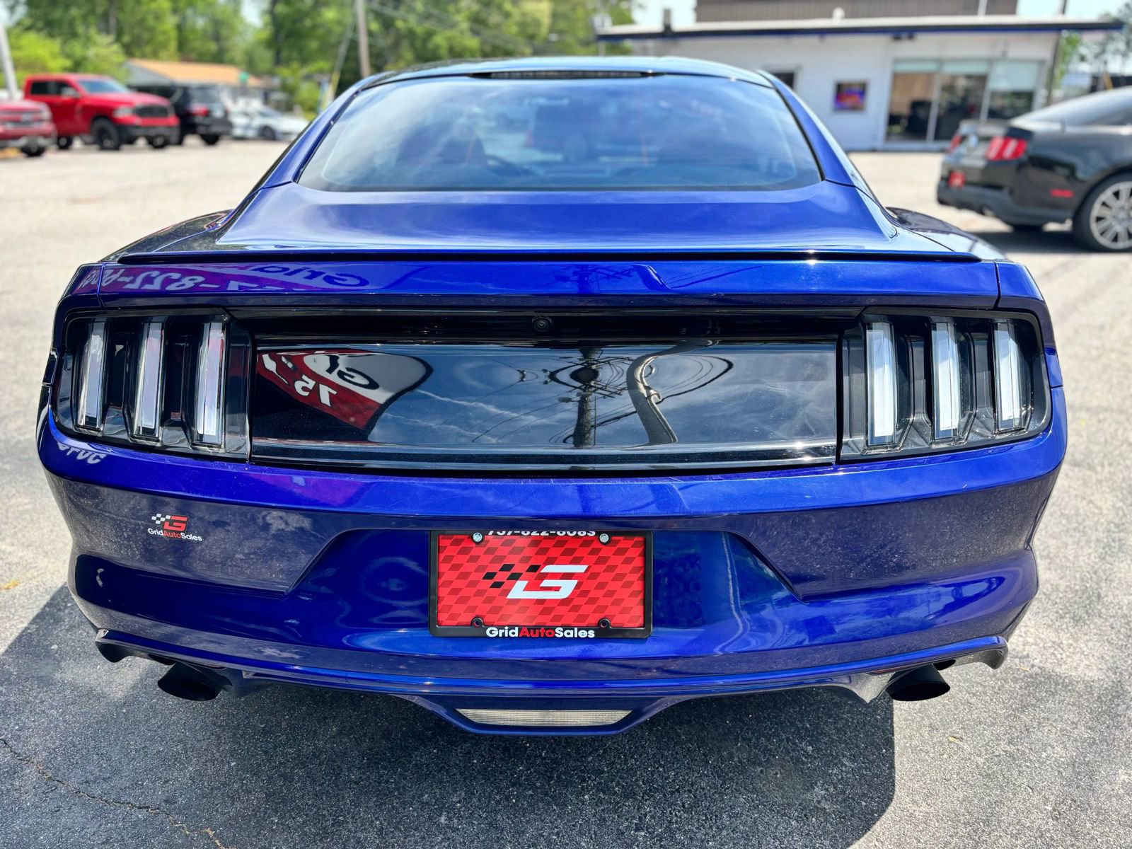 Used 2015 Ford Mustang Coupe image 4