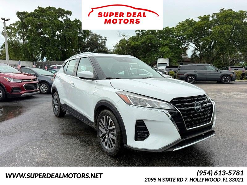 Used 2024 Nissan Kicks SV FWD image 1