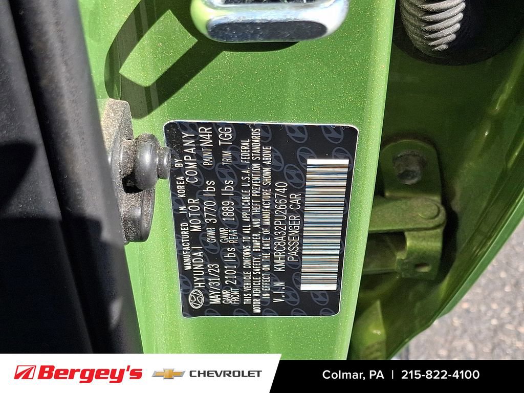 Used 2023 Hyundai Venue SEL image 29